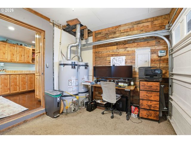 364 Ne 9TH Ave, Canby, OR 97013