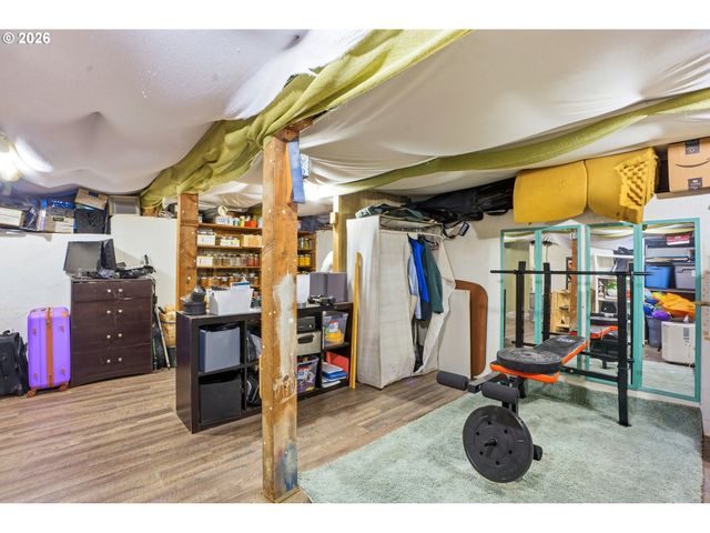 364 Ne 9TH Ave, Canby, OR 97013