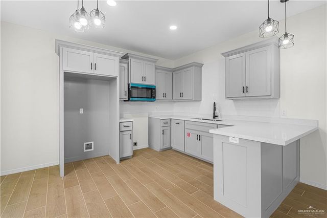 1003 Hidden Hills Street 3, Mission, TX 78572