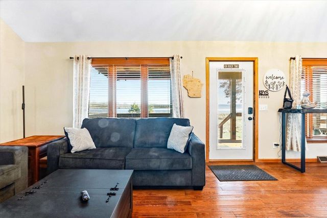 N10086 County Road G, Necedah, WI 54646