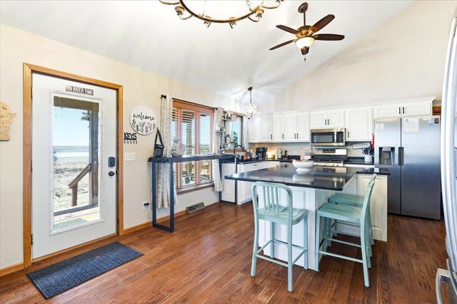 N10086 County Road G, Necedah, WI 54646