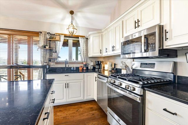 N10086 County Road G, Necedah, WI 54646