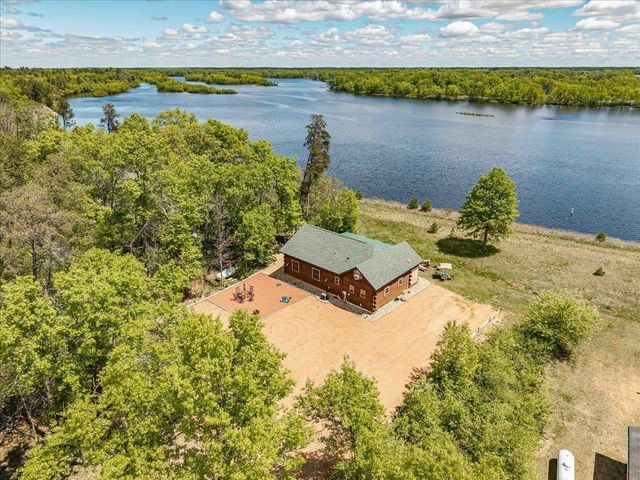 N10086 County Road G, Necedah, WI 54646