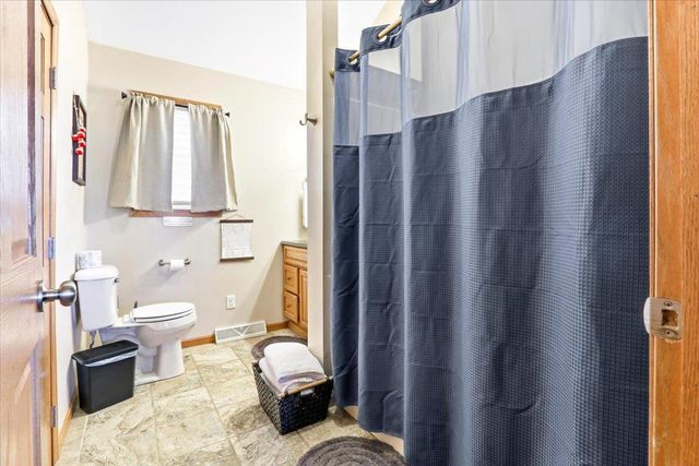 N10086 County Road G, Necedah, WI 54646