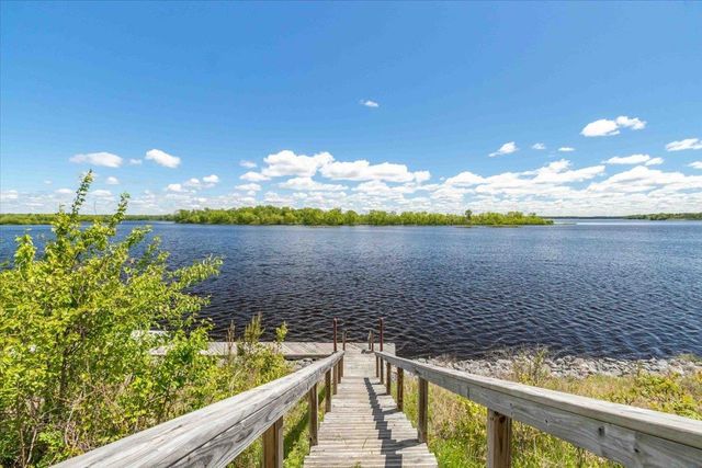 N10086 County Road G, Necedah, WI 54646