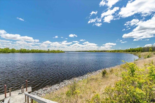 N10086 County Road G, Necedah, WI 54646