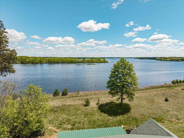 N10086 County Road G, Necedah, WI 54646