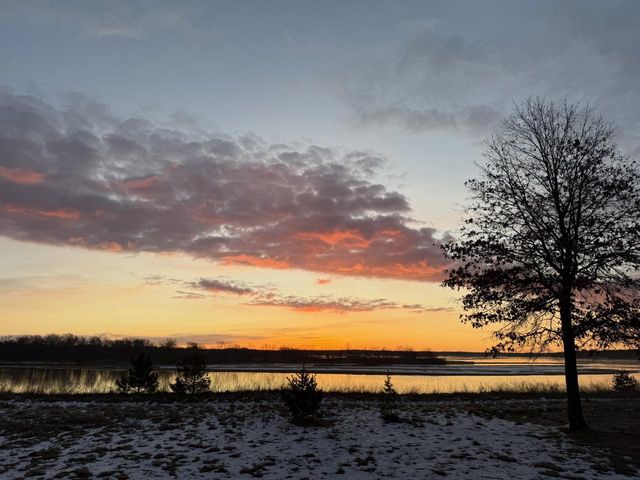 N10086 County Road G, Necedah, WI 54646