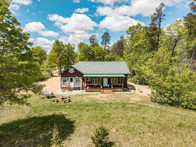N10086 County Road G, Necedah, WI 54646