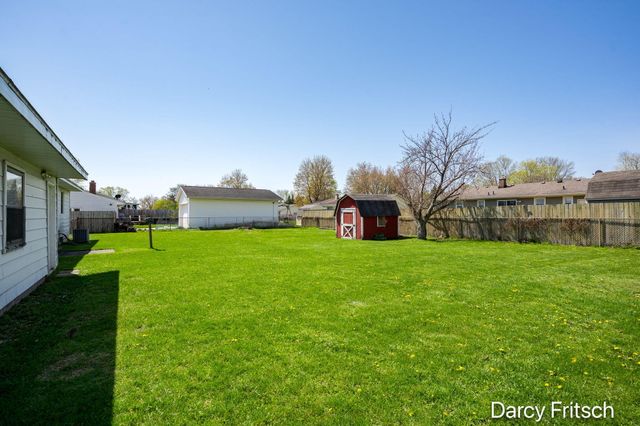 7117 Sunset Avenue, Jenison, MI 49428