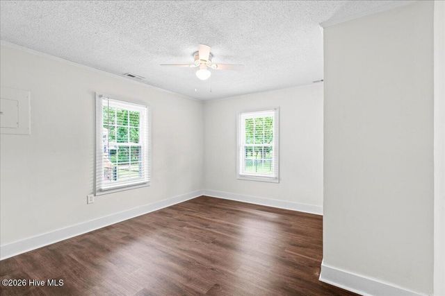 601 E 8th Street, Washington, NC 27889