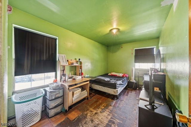 553 Fulton St, Elizabeth City, NJ 07206