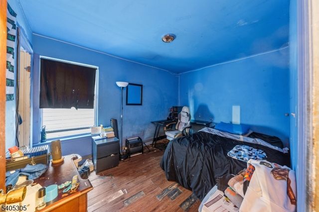 553 Fulton St, Elizabeth City, NJ 07206