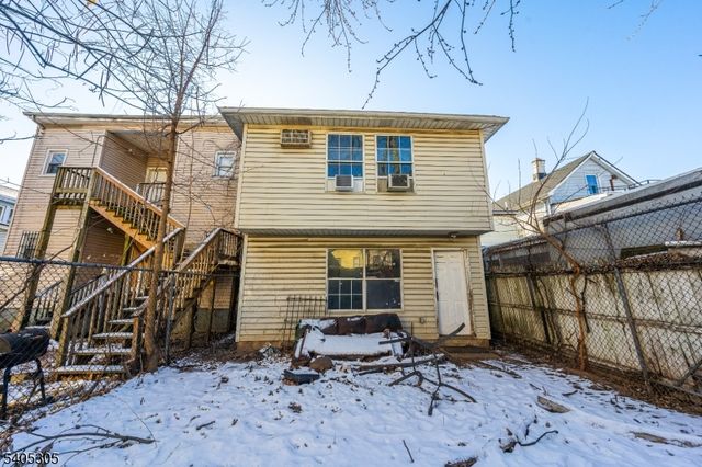 553 Fulton St, Elizabeth City, NJ 07206