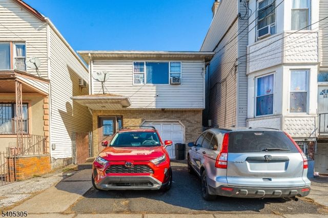 553 Fulton St, Elizabeth City, NJ 07206