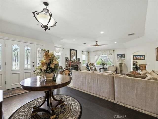 7227 Spigno Place, Agua Dulce, CA 91390