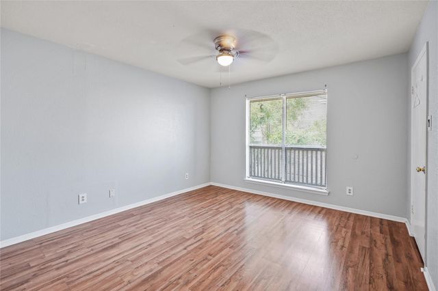 10211 Sugar Branch Drive 324, Houston, TX 77036