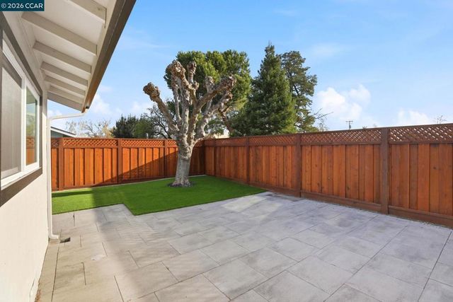 807 Crane Ave, Livermore, CA 94551