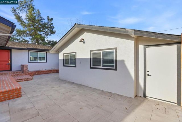 807 Crane Ave, Livermore, CA 94551