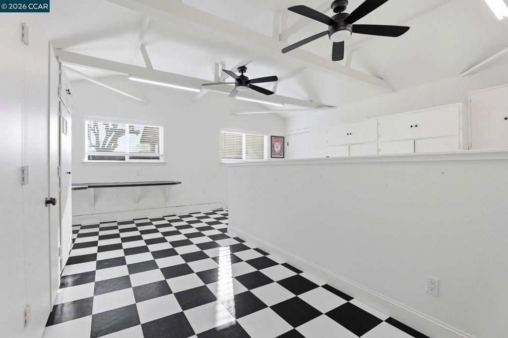 Image 25 of property listing at 807 Crane Ave, Livermore, CA 94551