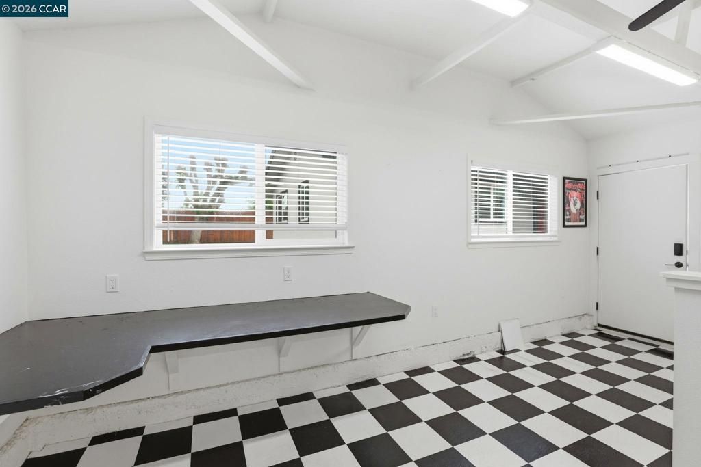 Image 26 of property listing at 807 Crane Ave, Livermore, CA 94551