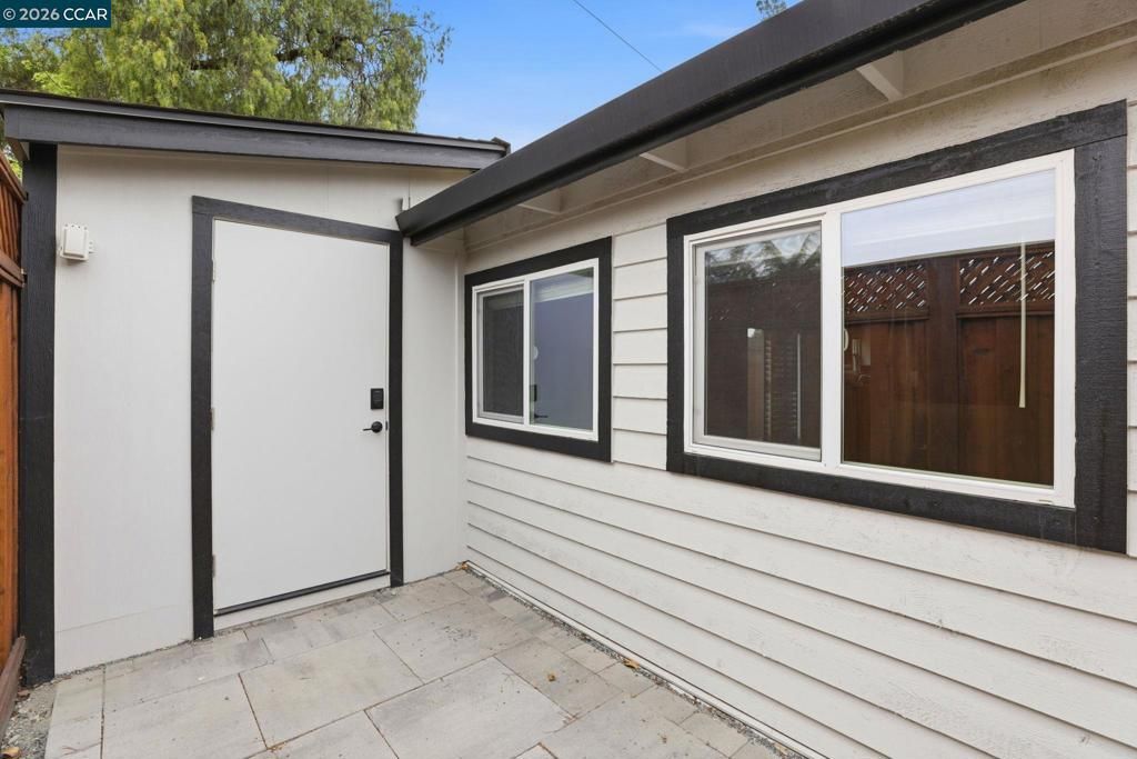 Image 34 of property listing at 807 Crane Ave, Livermore, CA 94551