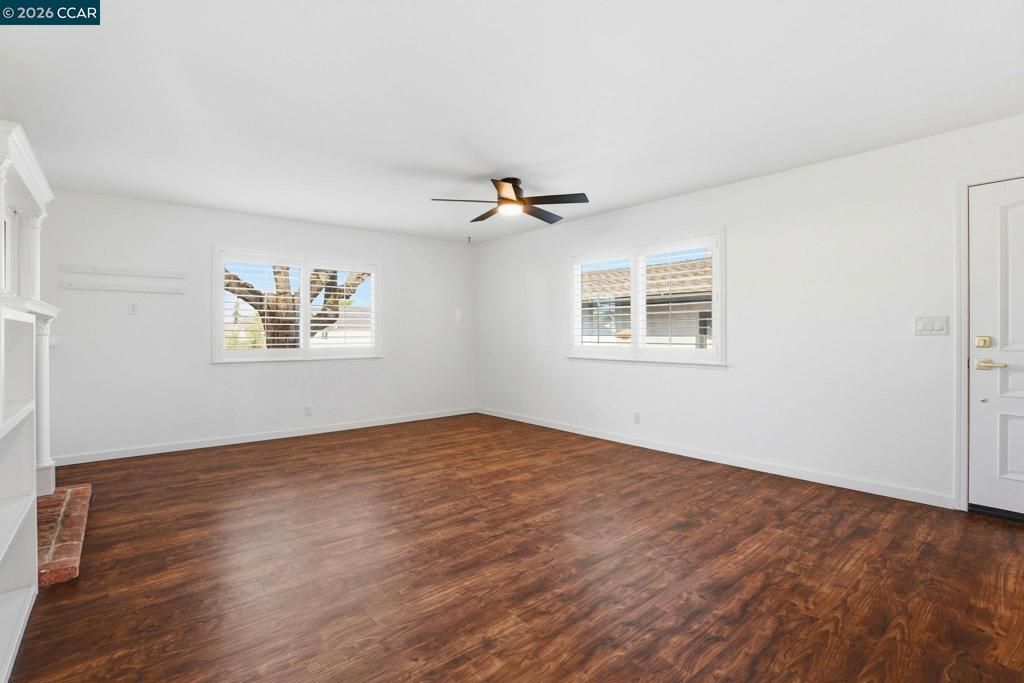 Image 9 of property listing at 807 Crane Ave, Livermore, CA 94551