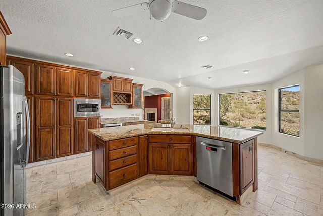 2356 E CHERYL Drive, Phoenix, AZ 85028