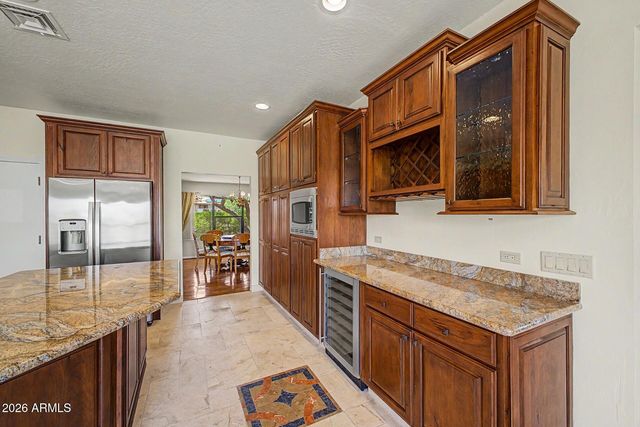 2356 E CHERYL Drive, Phoenix, AZ 85028