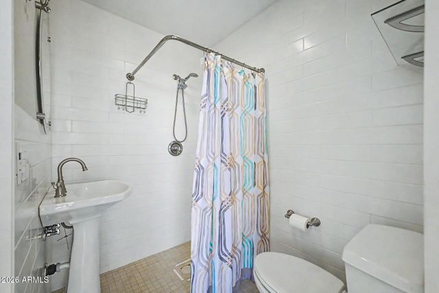2356 E CHERYL Drive, Phoenix, AZ 85028