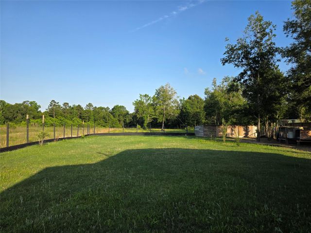 1322 Road 5263, Cleveland, TX 77327