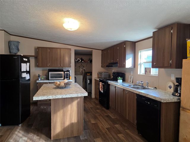 1322 Road 5263, Cleveland, TX 77327