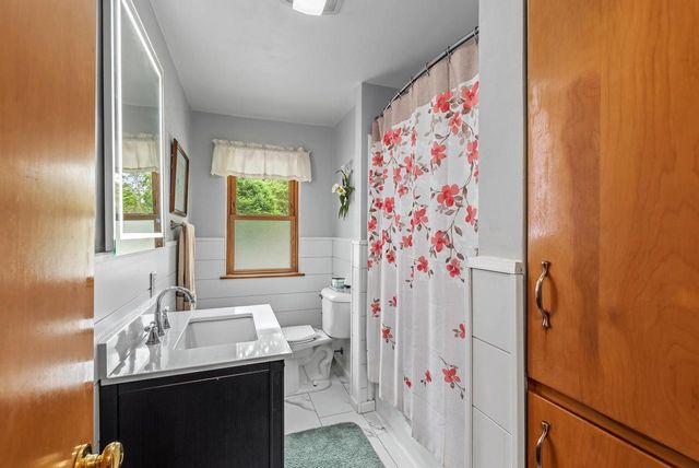 809 Grove Street, Beaver Dam, WI 53916