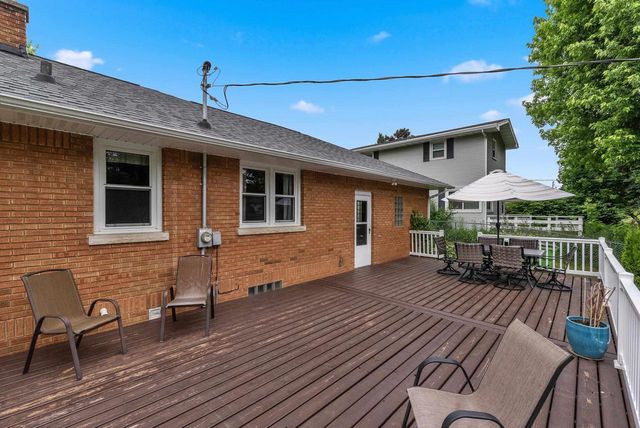 809 Grove Street, Beaver Dam, WI 53916
