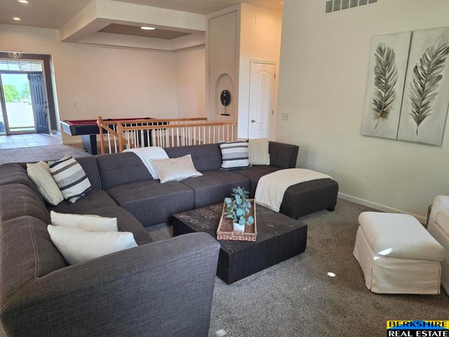 4276 N 176 Avenue, Omaha, NE 68116