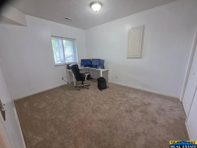 4276 N 176 Avenue, Omaha, NE 68116