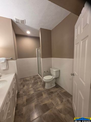 4276 N 176 Avenue, Omaha, NE 68116