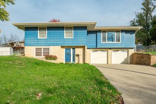 210 W 13th Street S, Newton, IA 50208