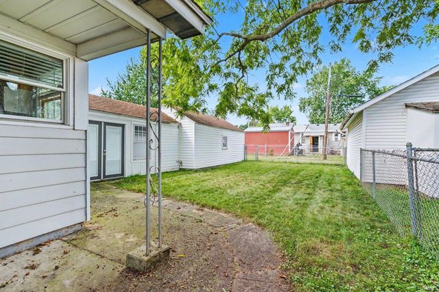 216 W Broadway Street, Mishawaka, IN 46545