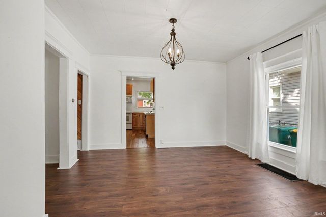 216 W Broadway Street, Mishawaka, IN 46545