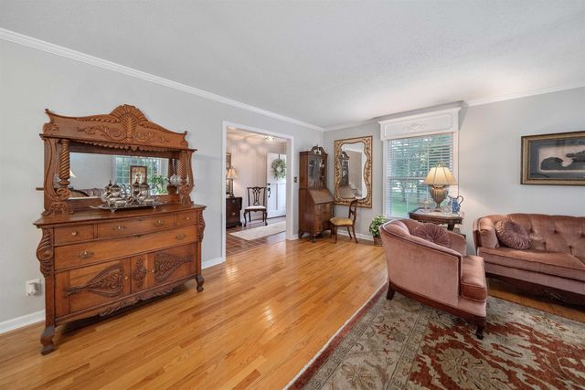 156 BASSHAM LN, Selmer, TN 38375