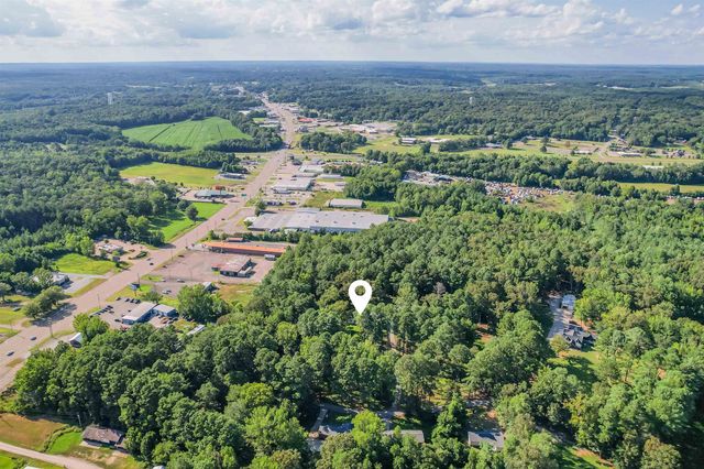 156 BASSHAM LN, Selmer, TN 38375