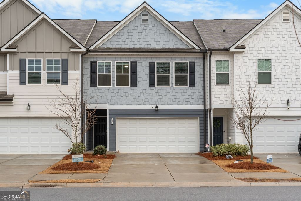 32 Huntley Trace, Hoschton, GA 30548