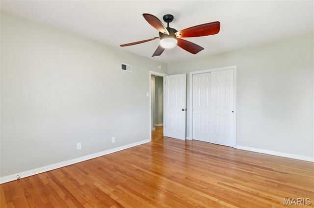 10643 Charrette Drive, St Louis, MO 63123