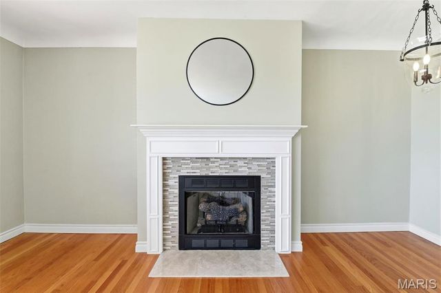 10643 Charrette Drive, St Louis, MO 63123