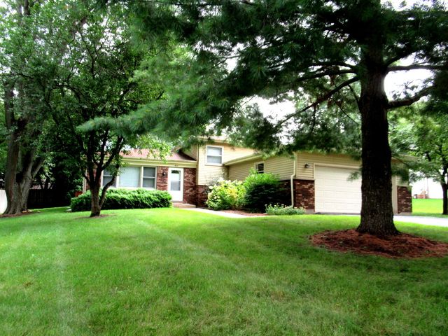 822 Spruce Street, Batavia, IL 60510