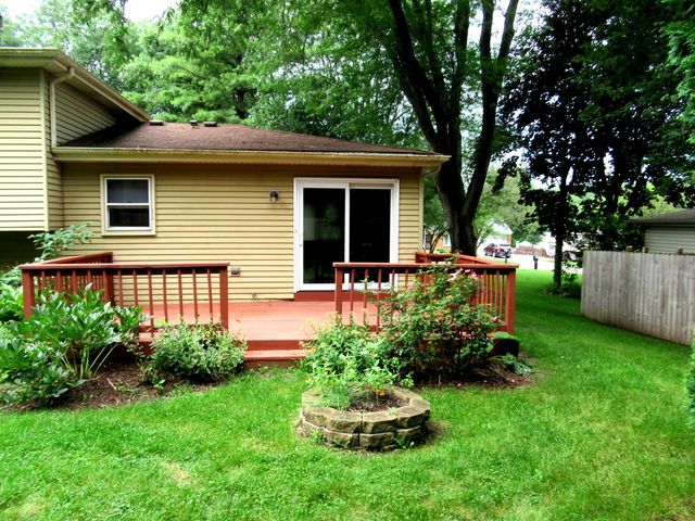 822 Spruce Street, Batavia, IL 60510