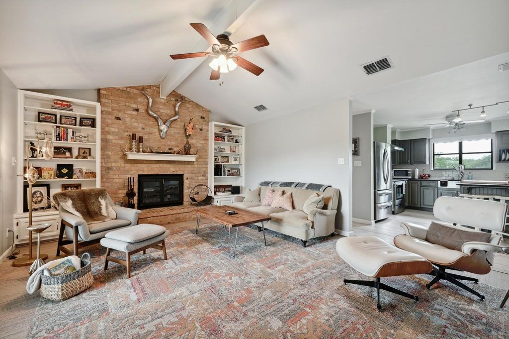 9209 Rock Way DR, Austin, TX 78736