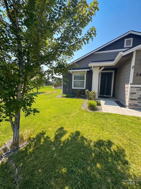 543 Forty Niner Ct, Middleton, ID 83644 photo 4