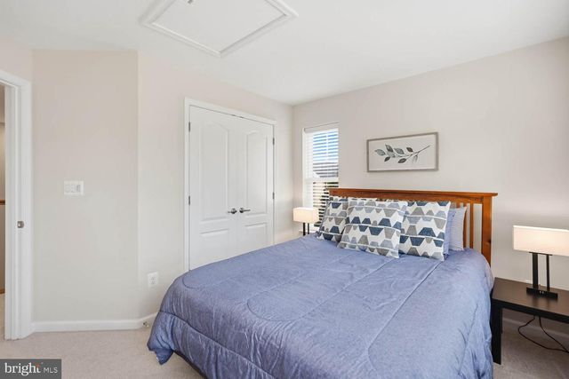 4944 DANE RIDGE CIR, Woodbridge, VA 22193